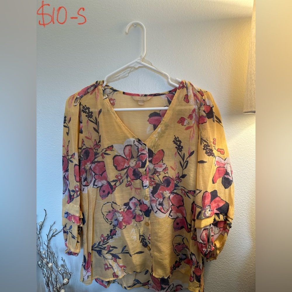 Women’s  top